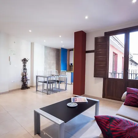 Apartamentos Reyes Catolicos By Medina Living-2